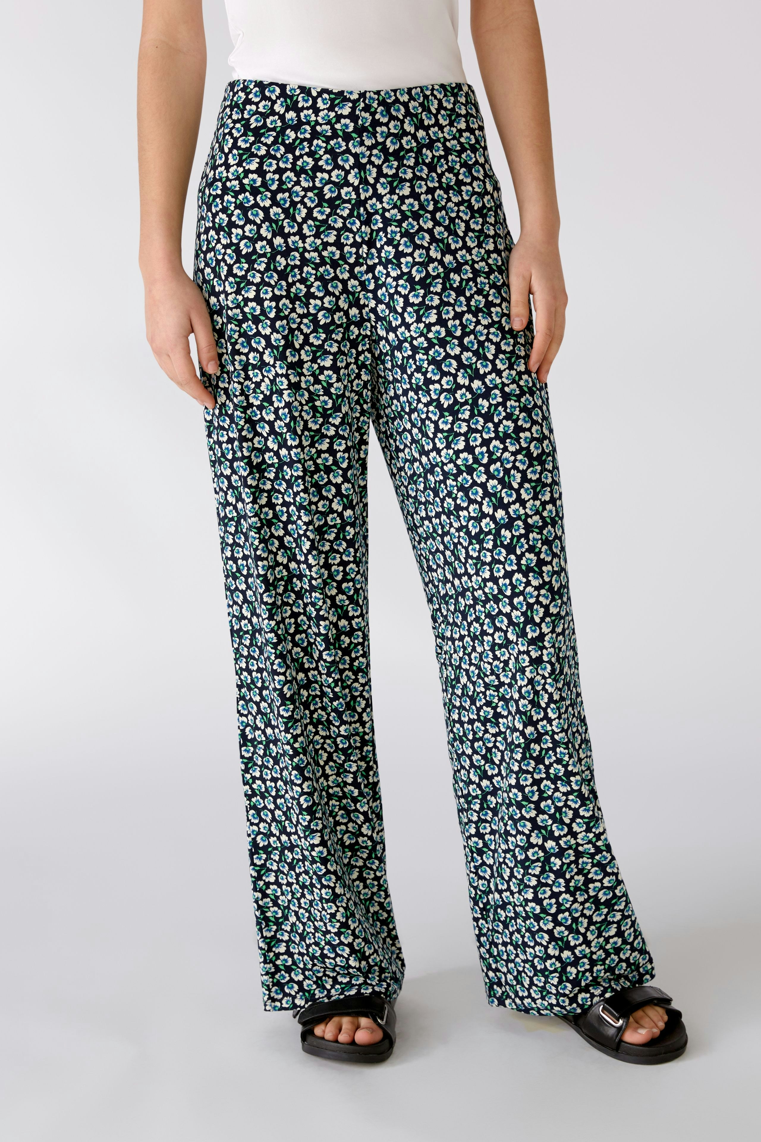 Slinky trousers in trendy print | OUI 