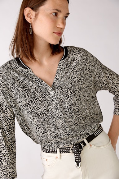 Blouse shirt in all-over print