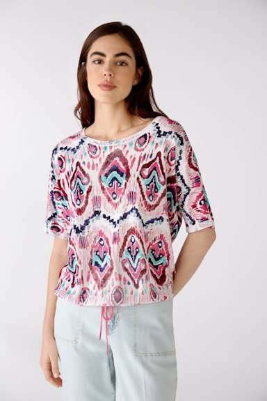 Short-sleeved jumper in ethnic pattern