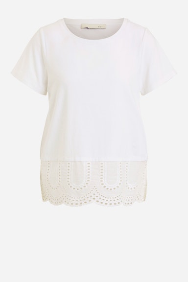 T-shirt with perforated tip