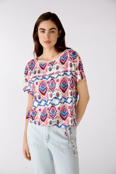Blouse shirt in trendy print