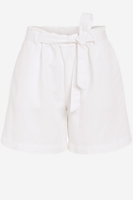 Linen shorts with tie belt
