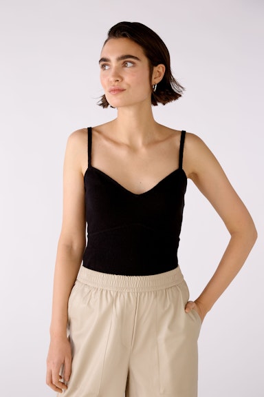 Knitted top with V-neck
