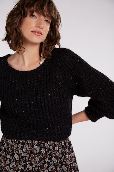 Knitted jumper with sequins