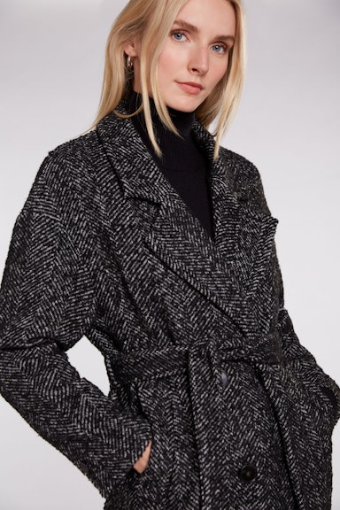 Coat made from Italian wool quality