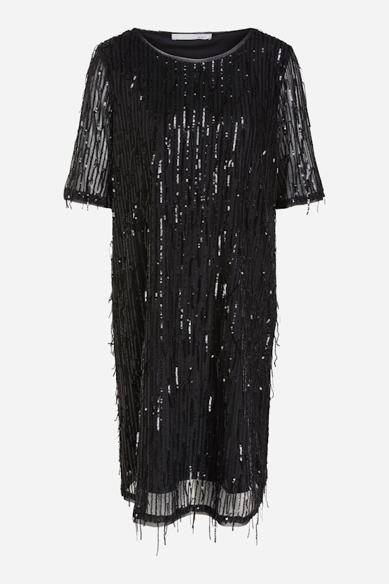 Evening dress with fringes