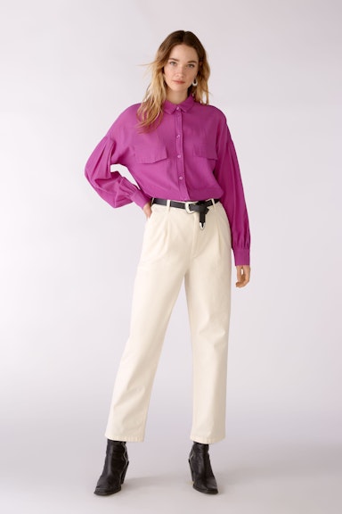Blouse with breast pockets