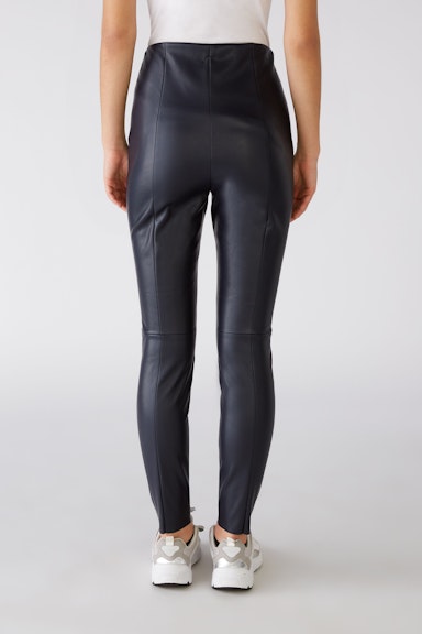 Bild 3 von CHASEY Jeggings made from vegan leather in darkblue | Oui