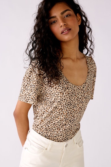 Bild 1 von T-shirt in leopard print in lt stone brown | Oui