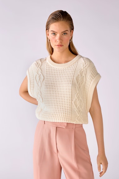 Bild 3 von Knitted slipover in cable knit in pristine | Oui