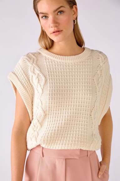 Bild 5 von Knitted slipover in cable knit in pristine | Oui