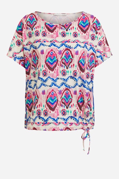 Blouse shirt in trendy print