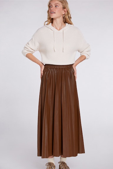 Bild 1 von Pleated skirt  made from vegan leather in light brown | Oui