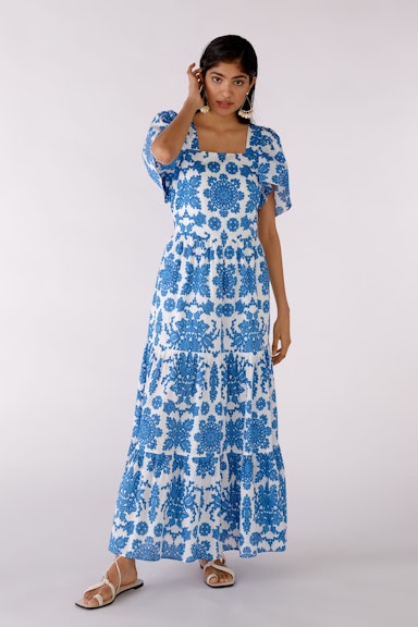 Bild 2 von Maxi dress in ornament print in white blue | Oui
