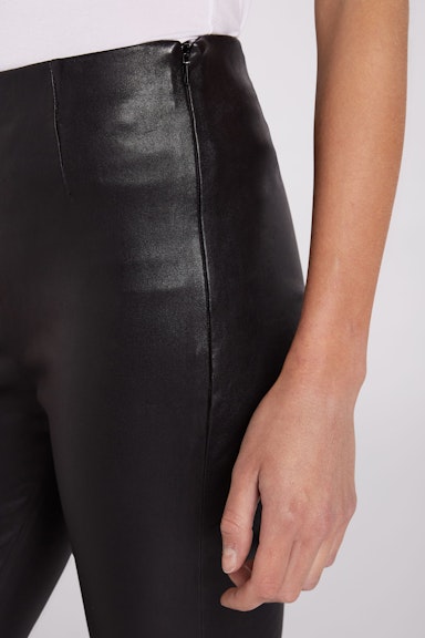 Bild 4 von Leather trousers skinny fit in black | Oui