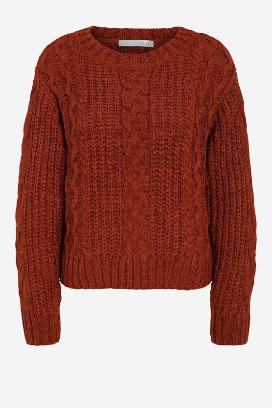 Knitted jumper with cable knit
