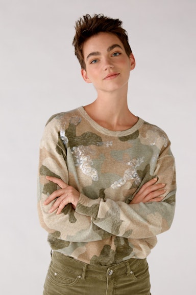 Jumper with camouflage pattern