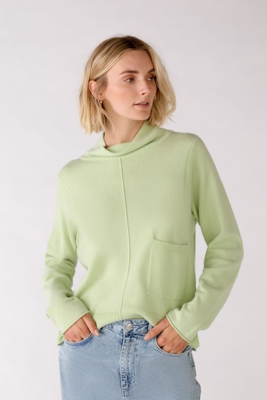 Knitted jumper  with stand-up collar