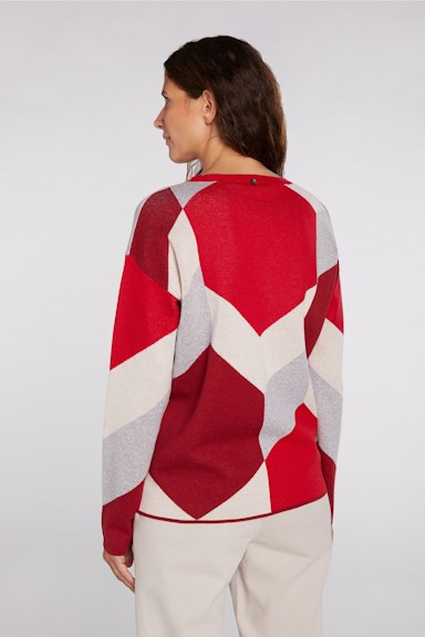 Pullover im geometrischen Print