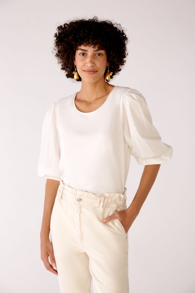 Blouse shirt with volume sleeves