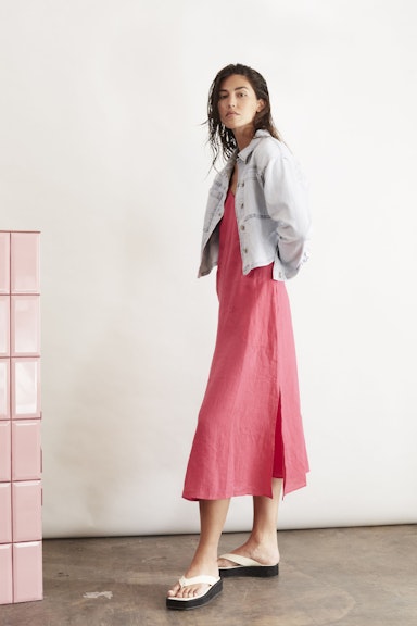 Bild 6 von Midi dress 100% linen in raspberry sorbet | Oui