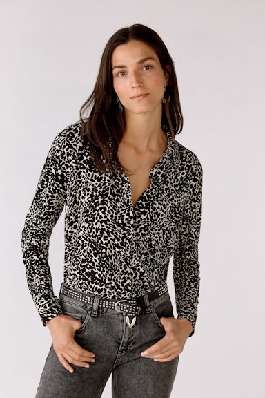 Bild 1 von Shirt blouse in allover print in black offwhite | Oui