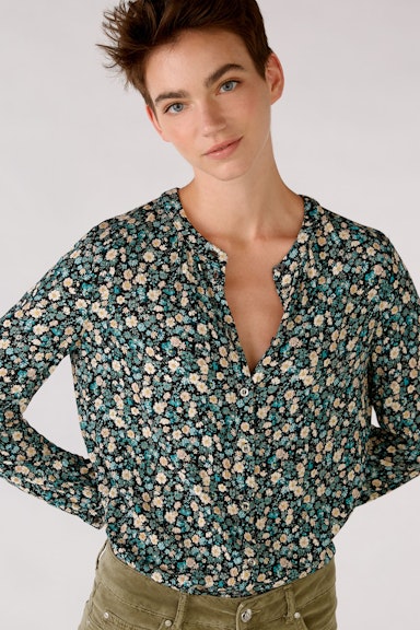 Blouse with floral pattern