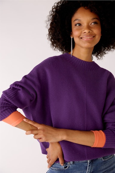 Bild 6 von Knitted jumper with stand-up collar in tillandsia purp | Oui