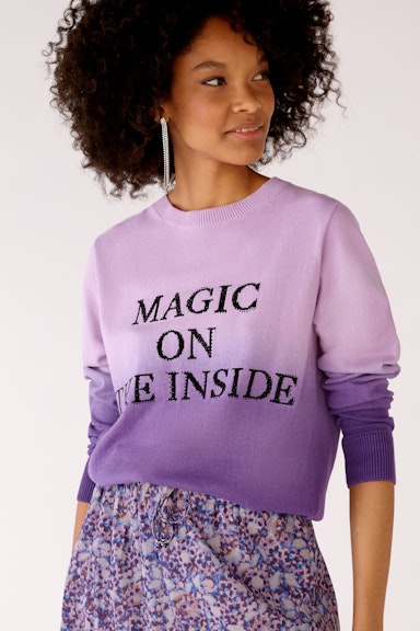 Knitted jumper with inscription