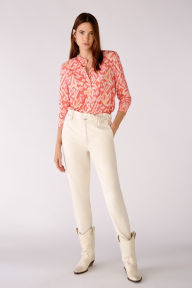 Blouse in flowing crease-resistant quality