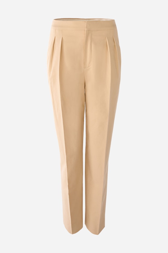 Pleated trousers in a light linen blend with stretch