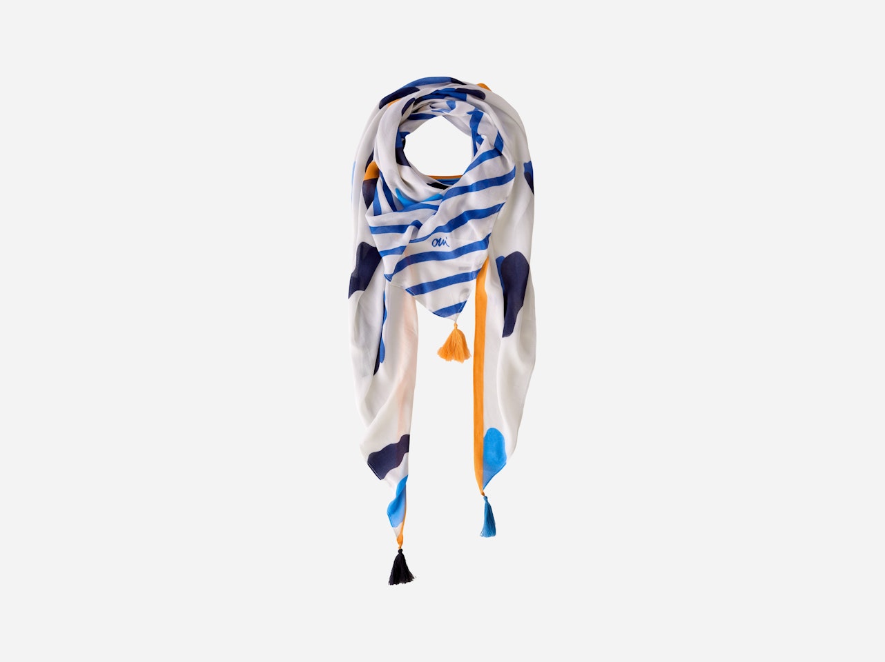 Bild 1 von Triangular scarf in flowing viscose in white blue | Oui