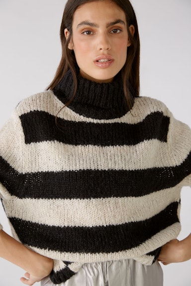 Bild 5 von Jumper with wool and mohair in black camel | Oui