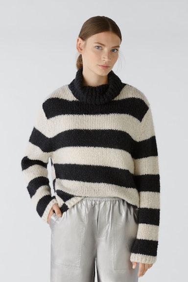 Bild 1 von Jumper with wool and mohair in black camel | Oui