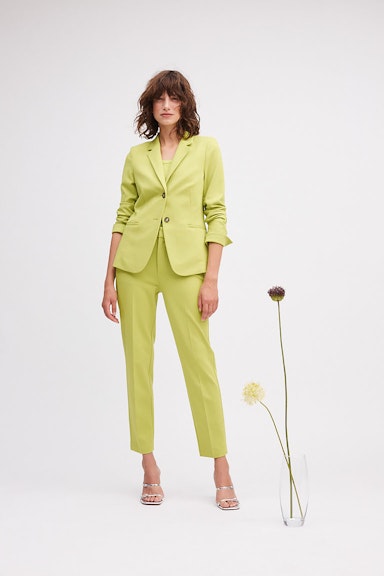 Bild 7 von FEYLIA Jersey trousers slim fit, cropped in macawa green | Oui