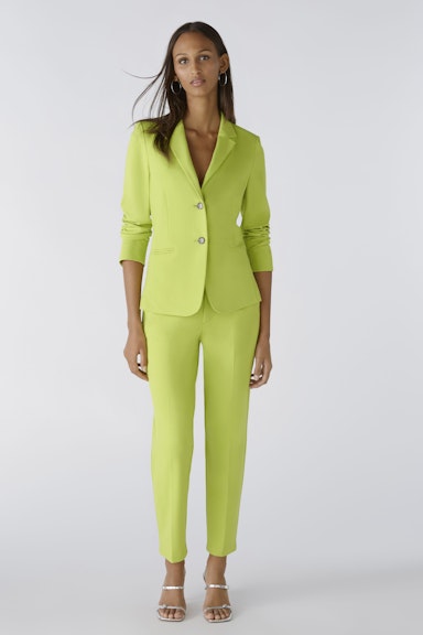 Bild 1 von FEYLIA Jersey trousers slim fit, cropped in macawa green | Oui
