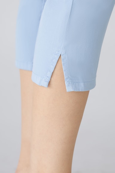 Bild 5 von Capri pants slim fit, mid waist in light blue | Oui