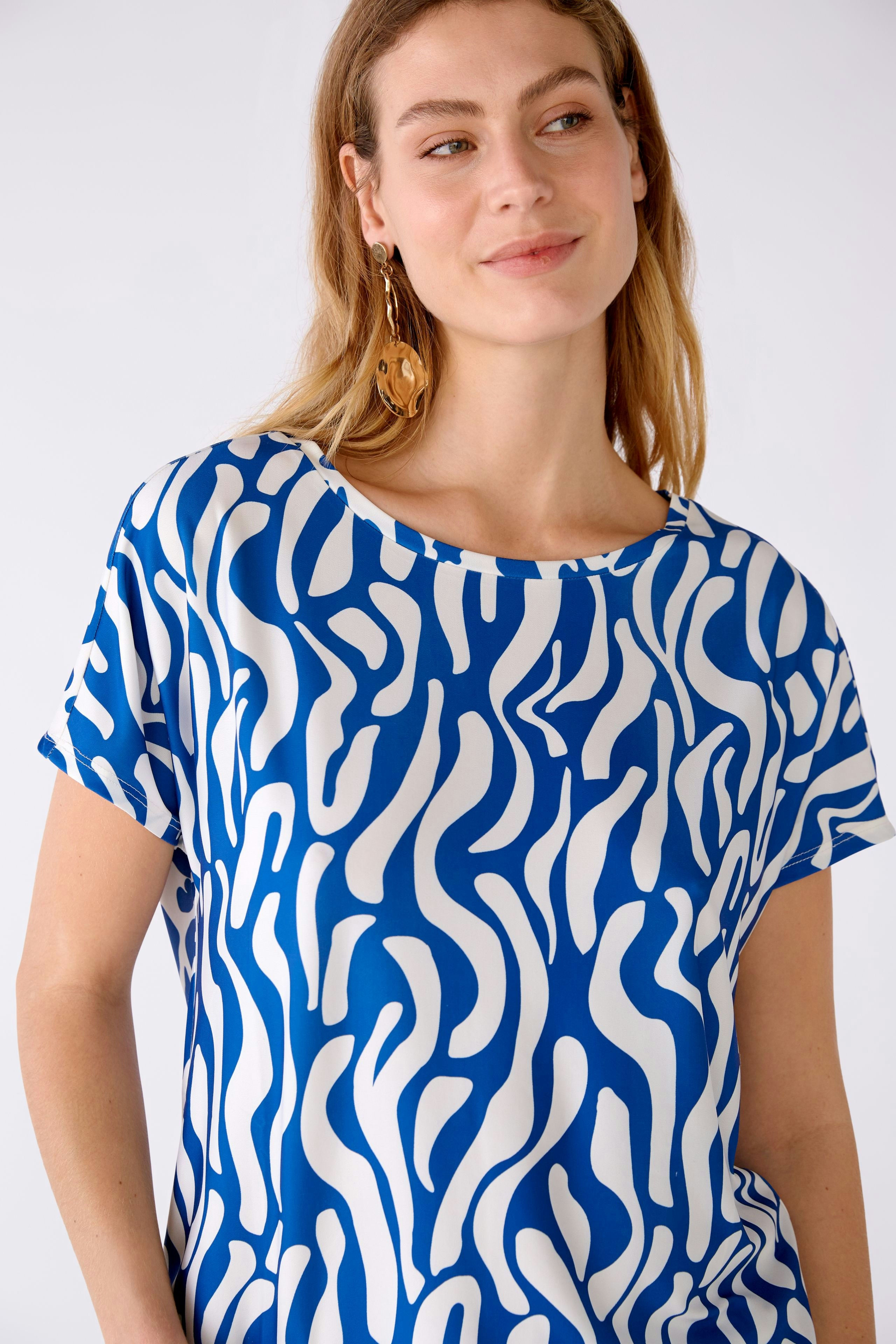 Bild 5 von Blouse silky Touch in blue white | Oui
