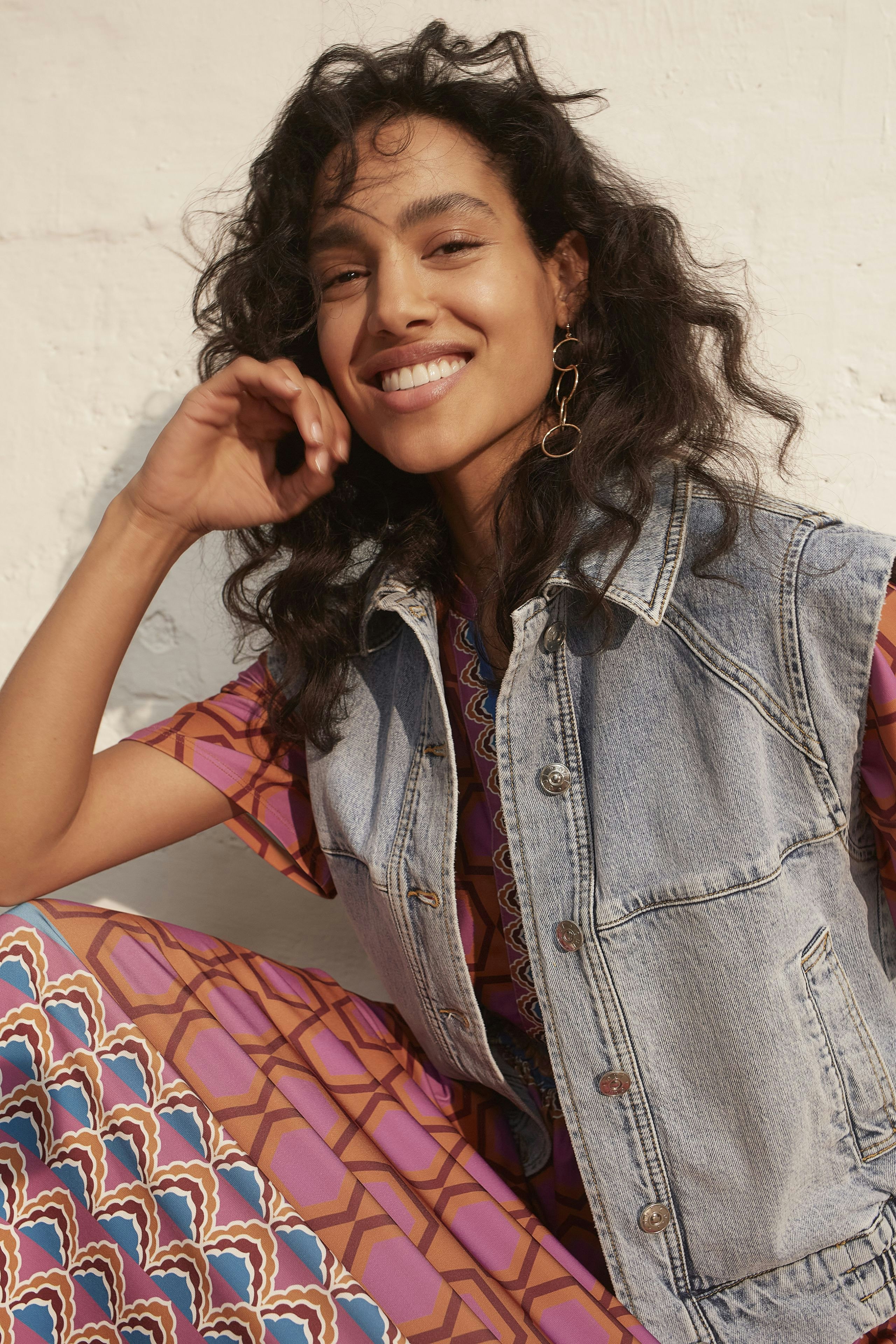 Bild 6 von Weste in authentischem Denim in blue | Oui