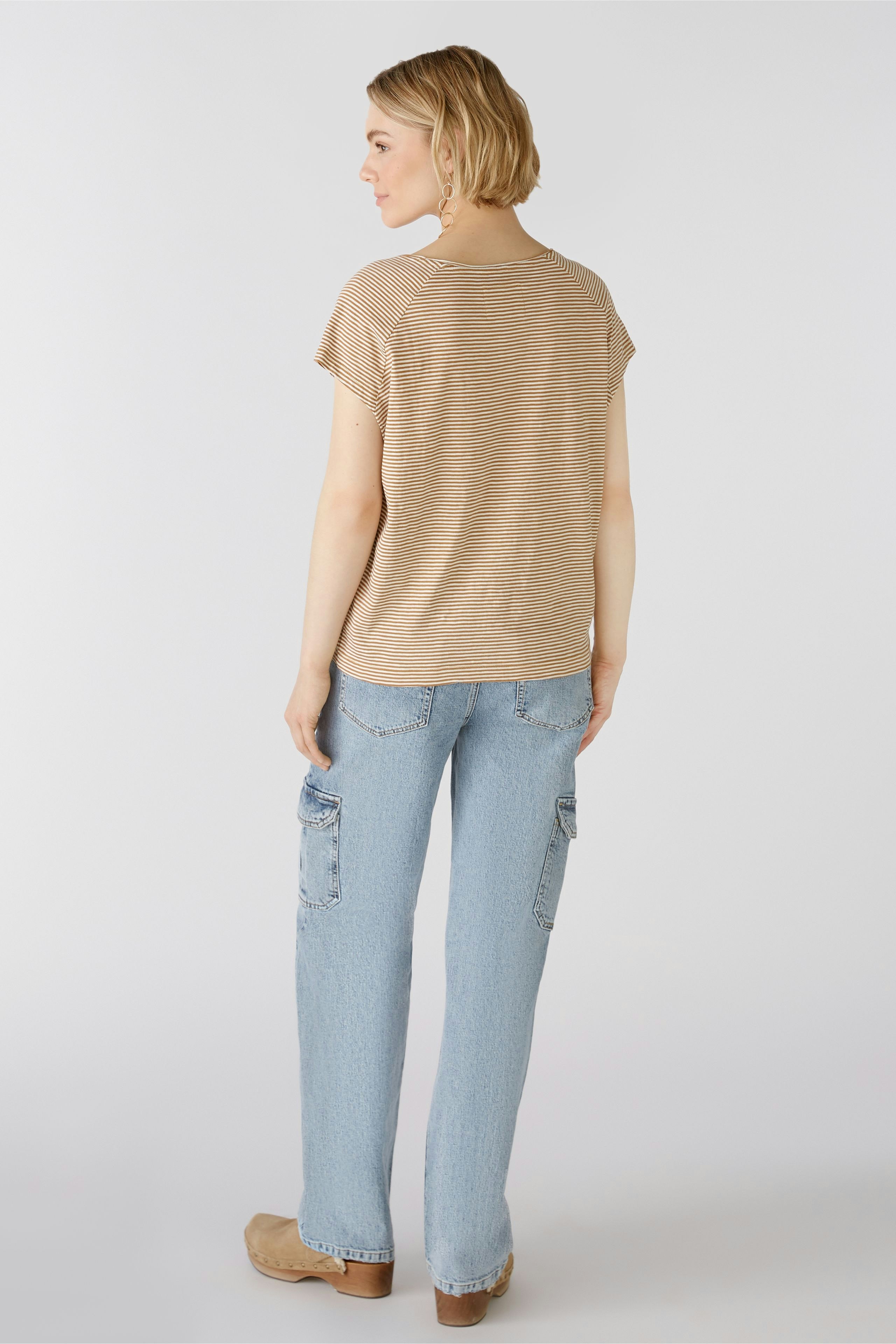 Bild 3 von T-Shirt aus 100% Bio-Baumwolle in lt stone white | Oui