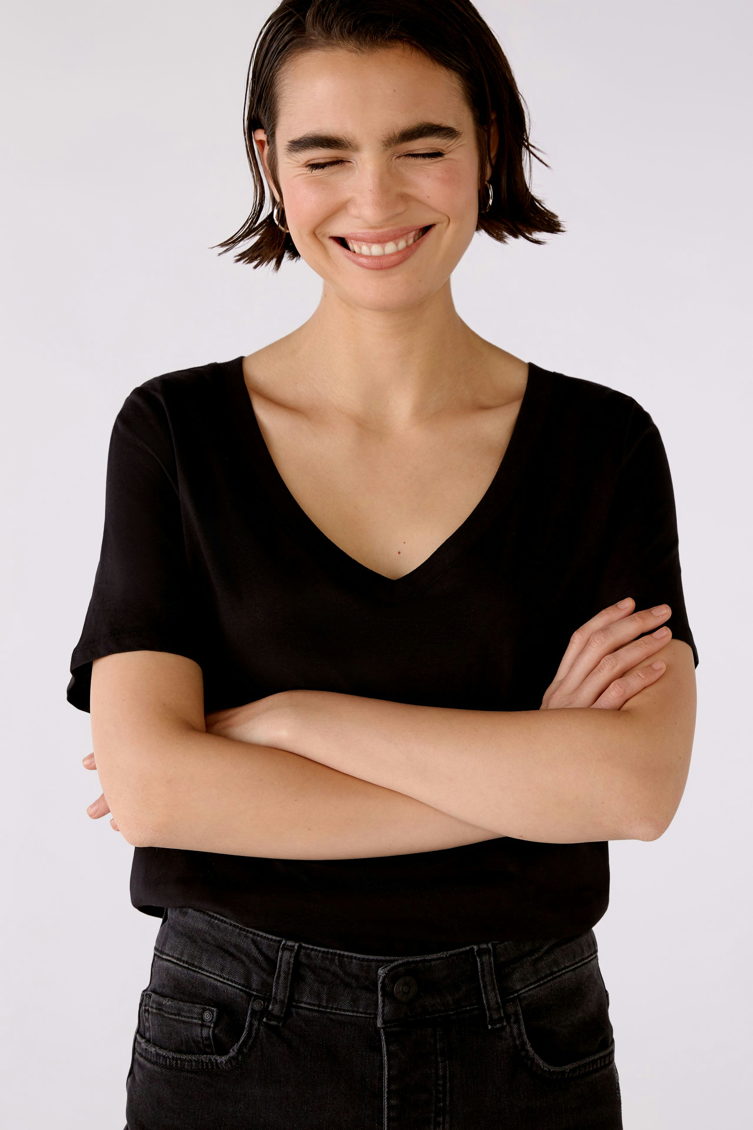 Bild 7 von CARLI T-Shirt 100% Bio-Baumwolle in black | Oui