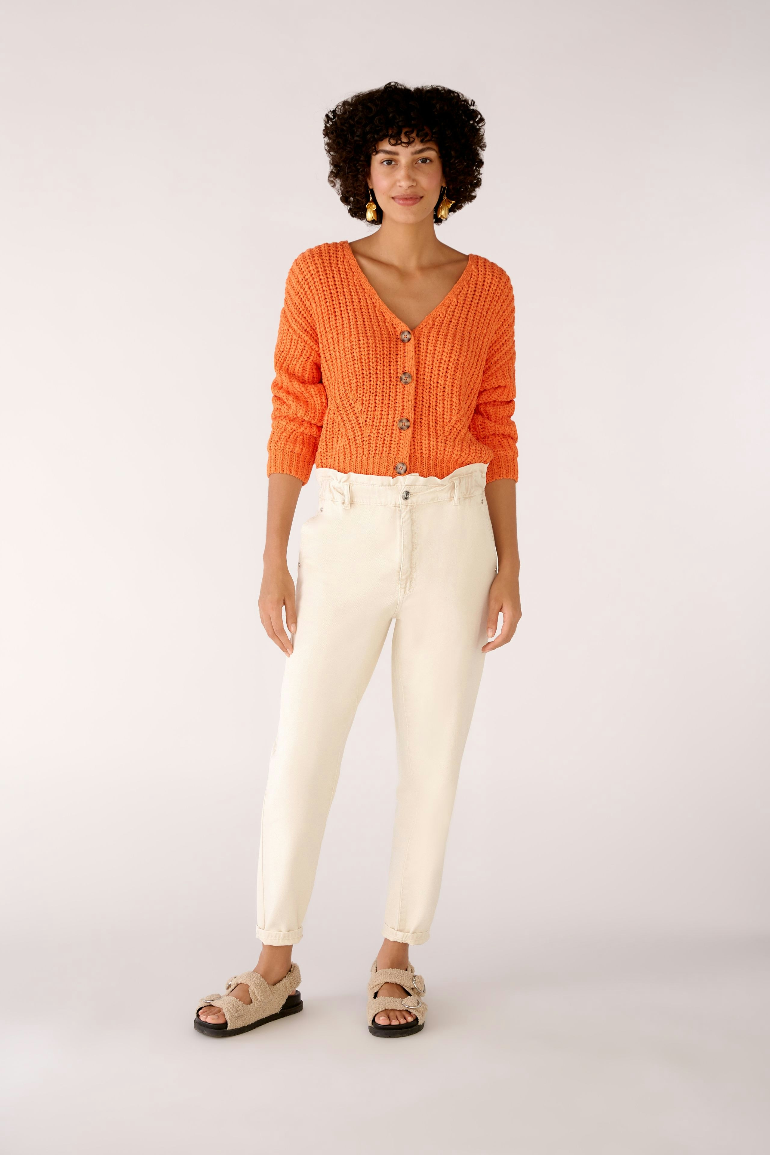 Bild 1 von Strickjacke in verkürzter Länge in vermillion orange | Oui