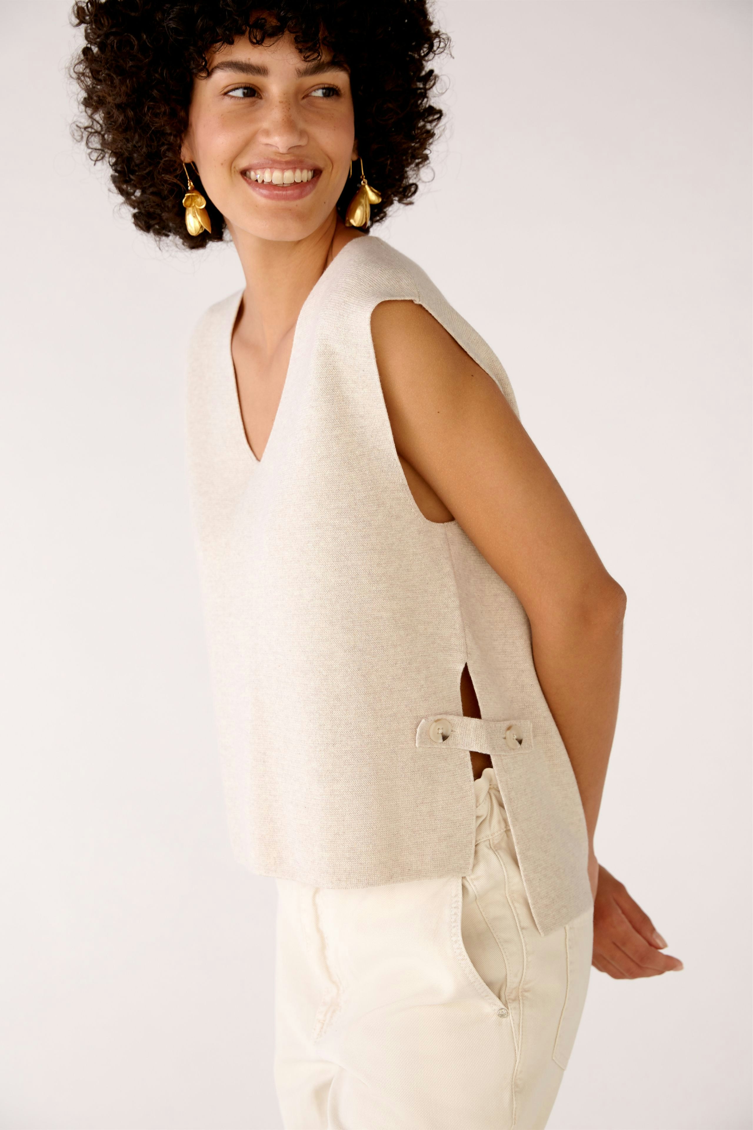 Bild 4 von Slipover in cotton blend in light beige mel | Oui