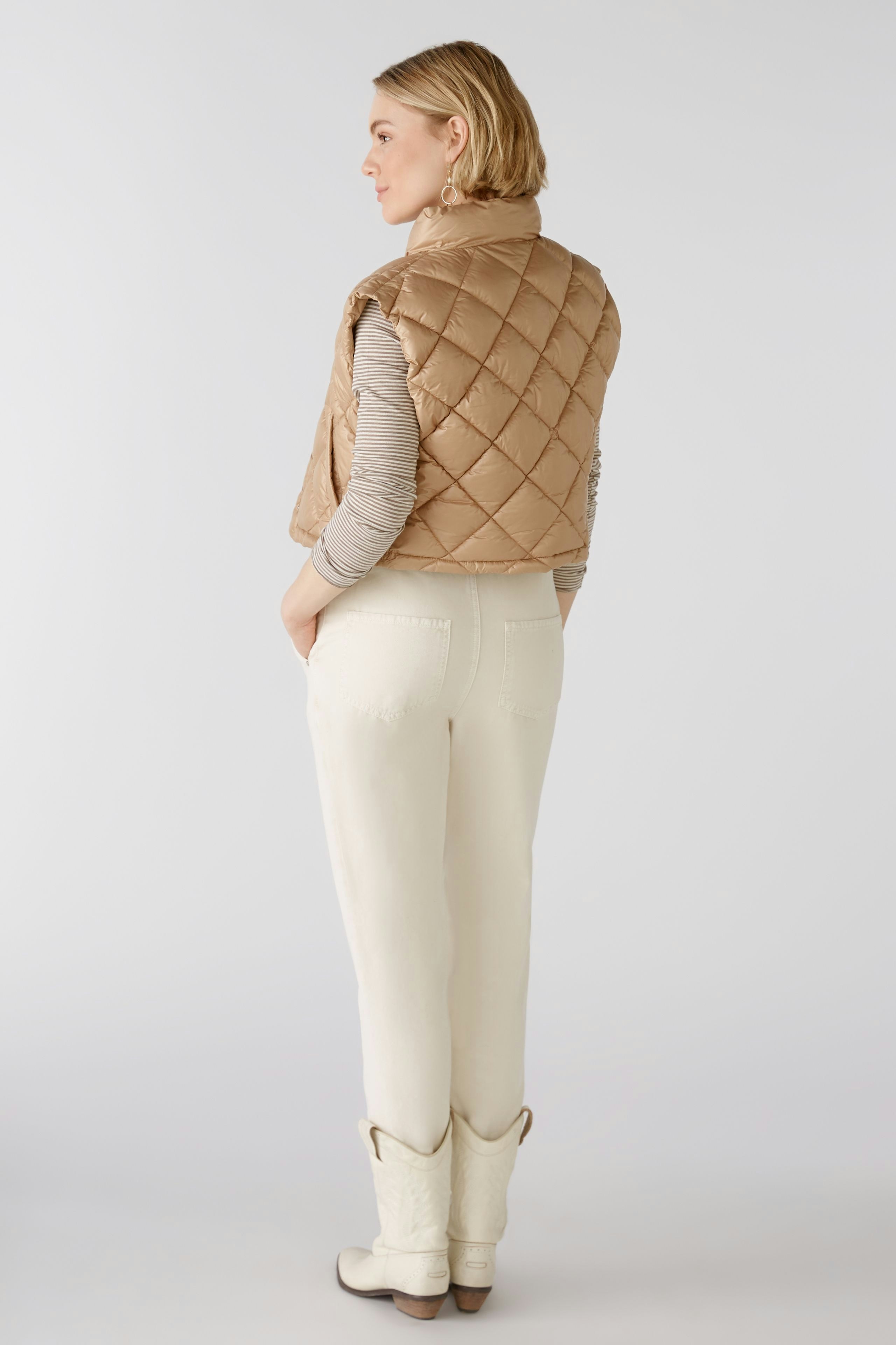 Bild 3 von Waistcoat in quilted nylon in camel | Oui