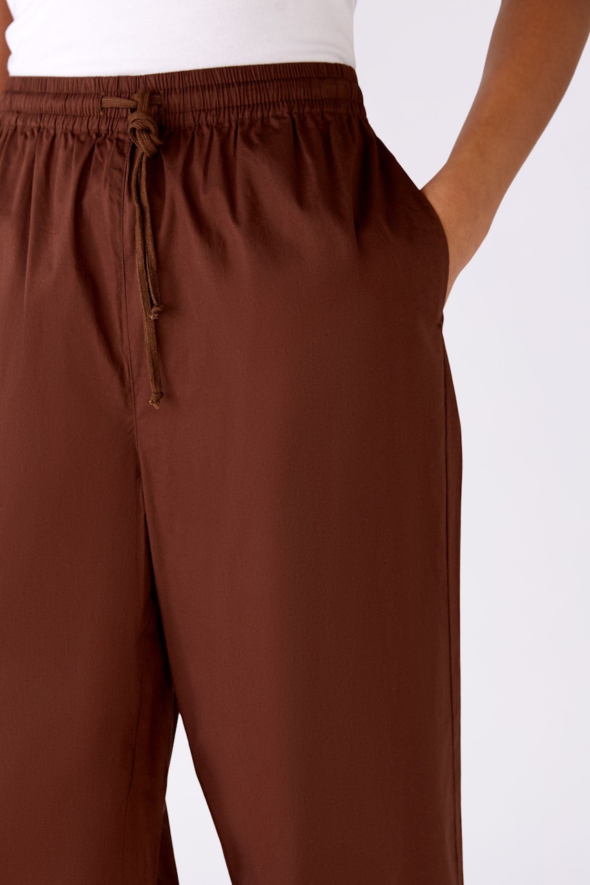 Bild 4 von Jogger Baumwollstretch in chocolate fudge | Oui