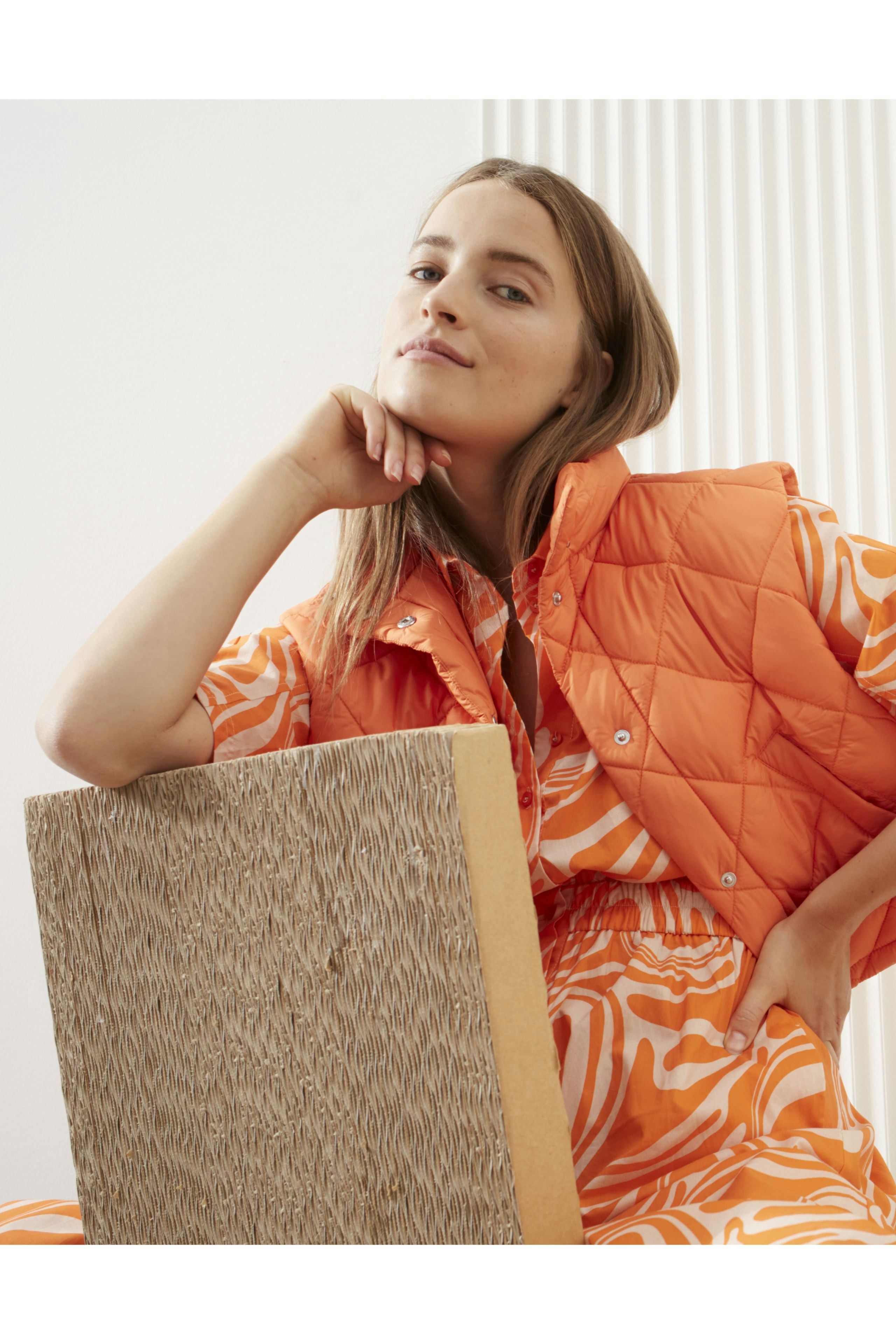 Bild 7 von Hemdblusenkleid in reiner Baumwolle in dk orange white | Oui