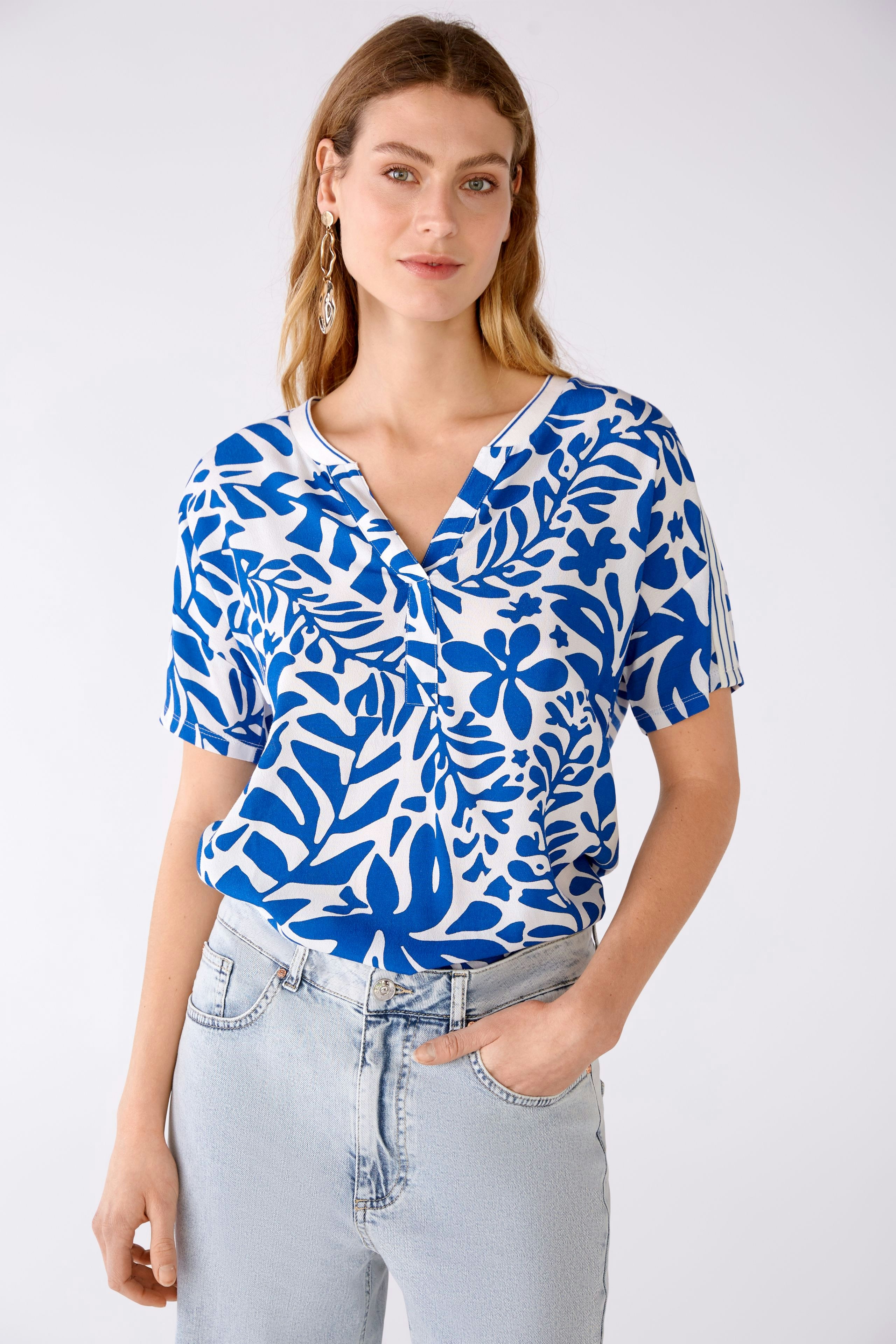 Bild 2 von Blusenshirt Webpatch mit Ringel im Rücken in blue white | Oui