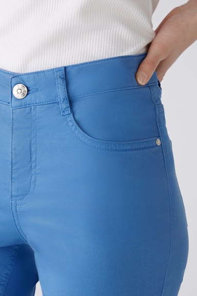 Bild 4 von Capri pants slim fit, mid waist in bright cobalt | Oui