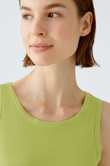 Bild 4 von FILIZ Top elastic viscose rib in pea green | Oui