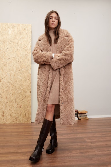 Bild 6 von Coat faux fur in stone | Oui